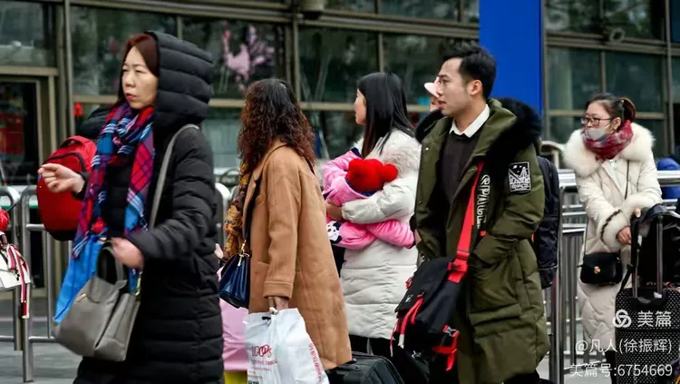 沉重的负担，愉悦的心情——回家的感觉（春运见闻）